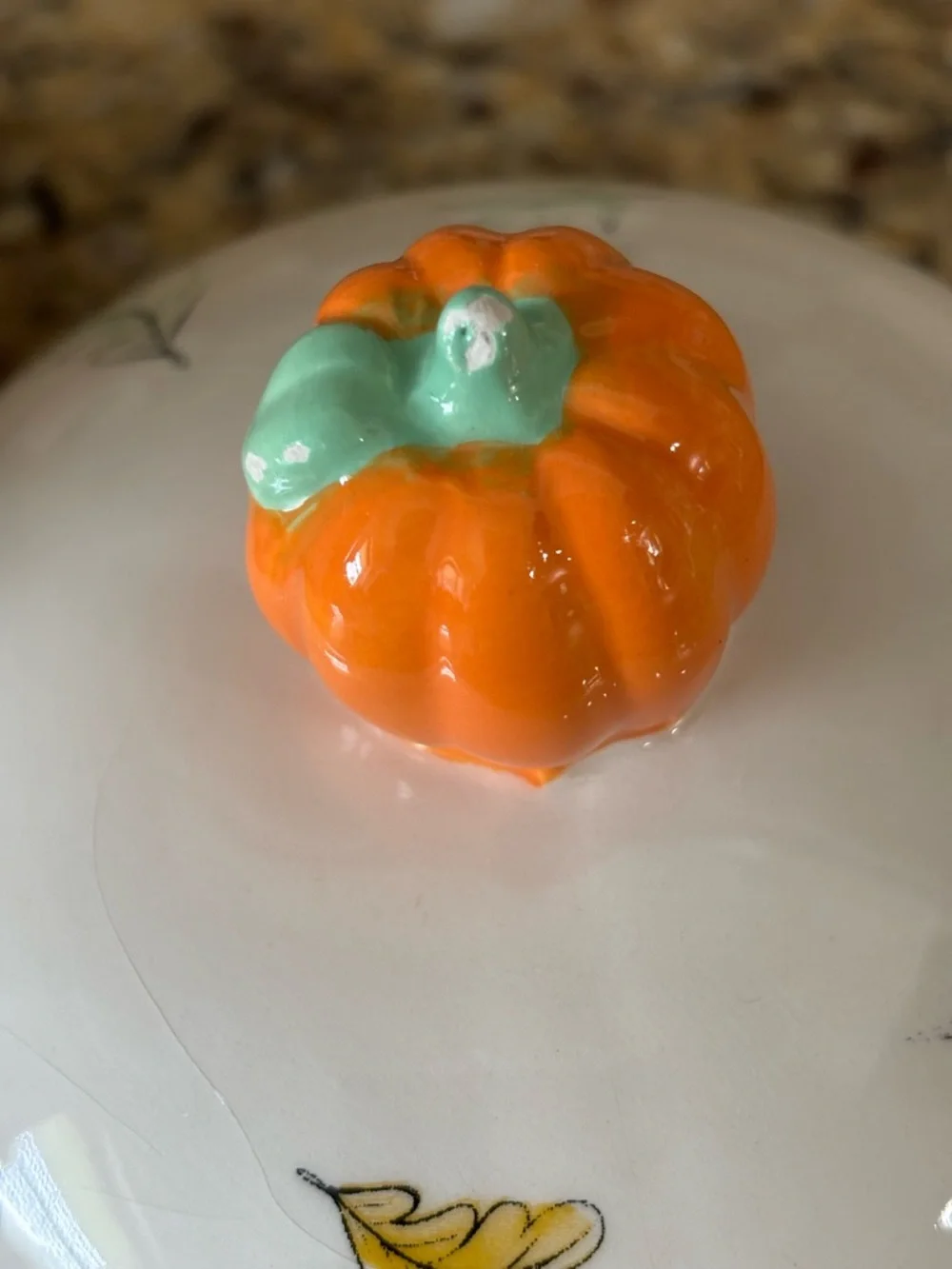 Disney Winnie the Pooh Fall Cookie Jar Pumpkin Lid Piglet Tigger Decor